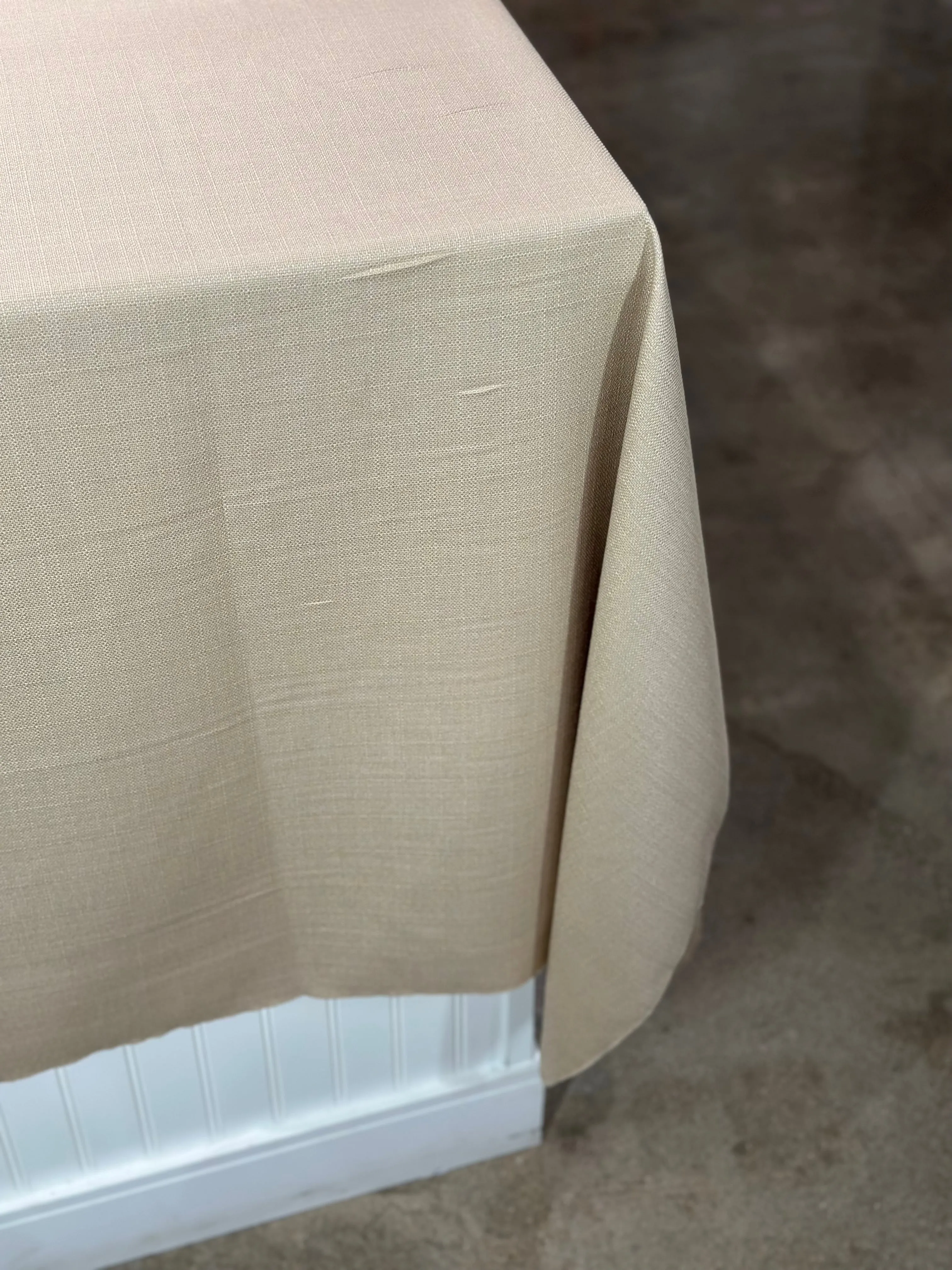 1pc - Rustic Linen Table Linen 90"X156" Banquet - Wheat